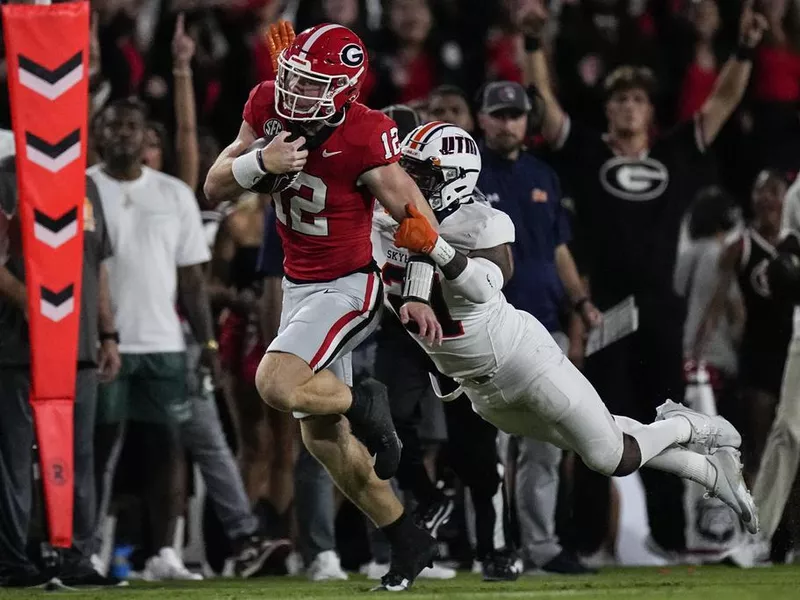 Georgia quarterback Brock Vandagriff