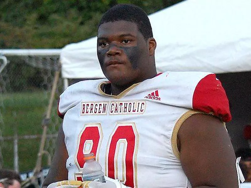 Bergen Catholic defensive lineman Sydir Mitchell