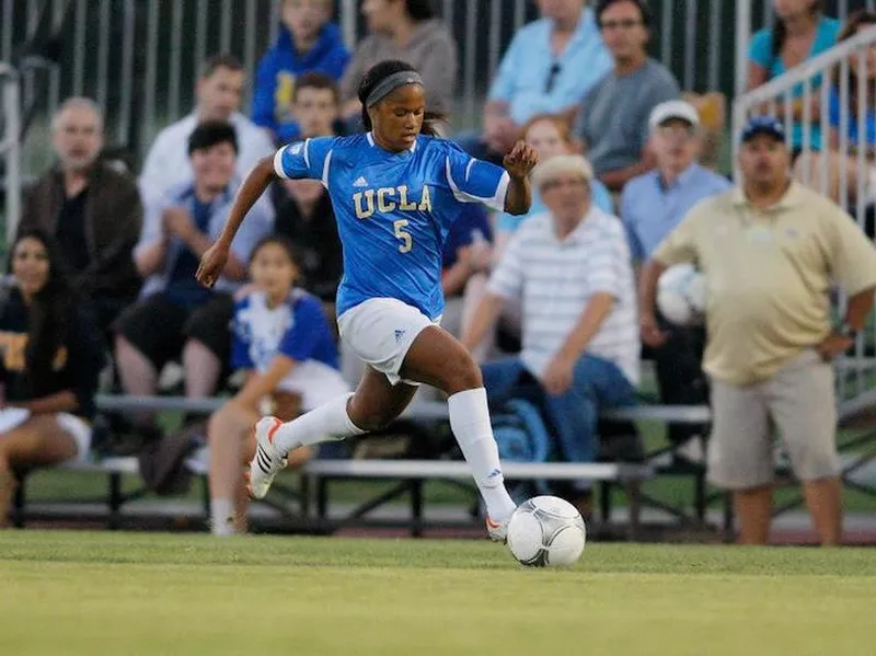 UCLA's Zakiya Bywaters