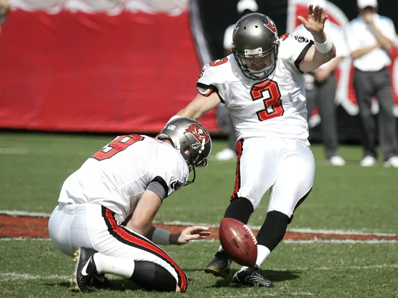 Matt Bryant, Josh Bidwell