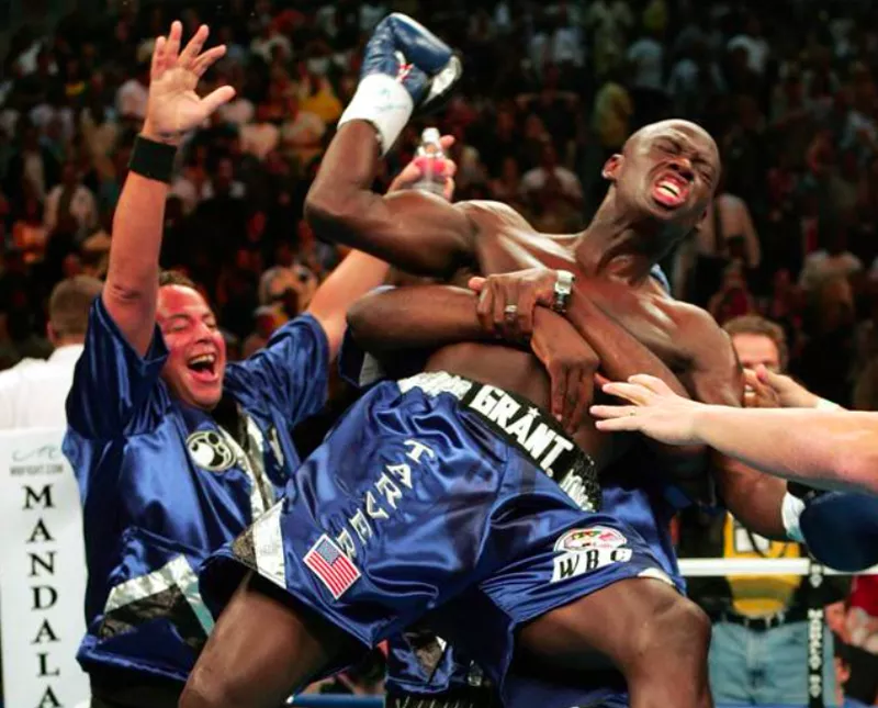 Antonio Tarver celebrates knocking Roy Jones jr Out