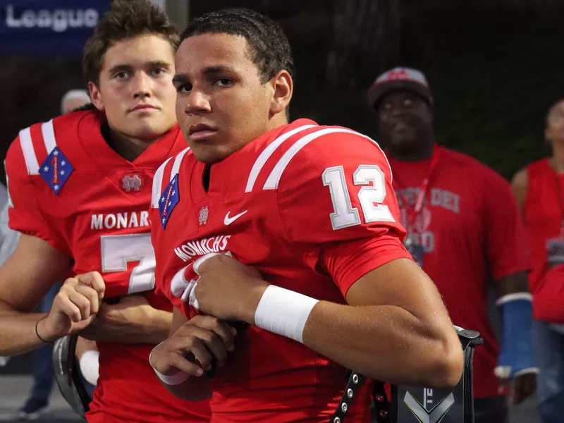 Mater Dei quarterback Elijah Brown