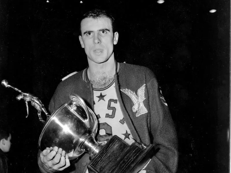 Milwaukee Hawks forward Bob Pettit