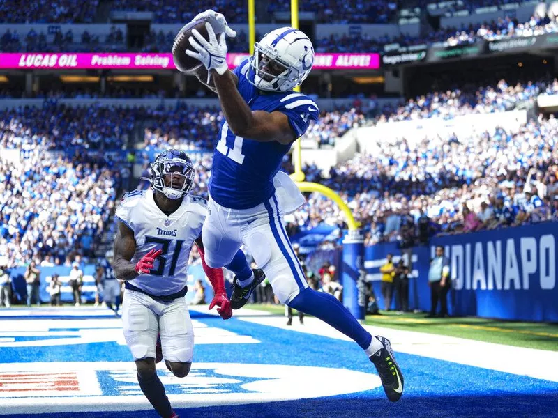 Indianapolis Colts and Lucas Oil Stadium