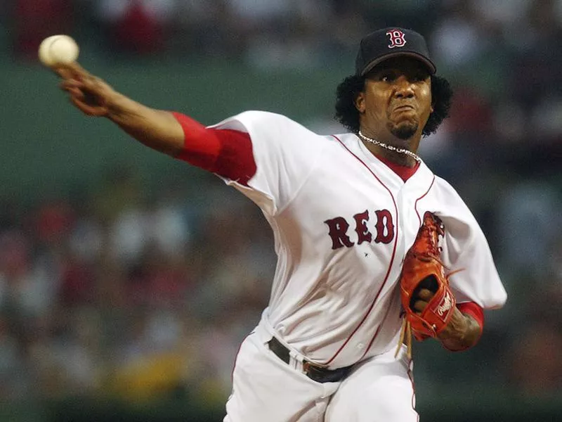 Pedro Martinez throws