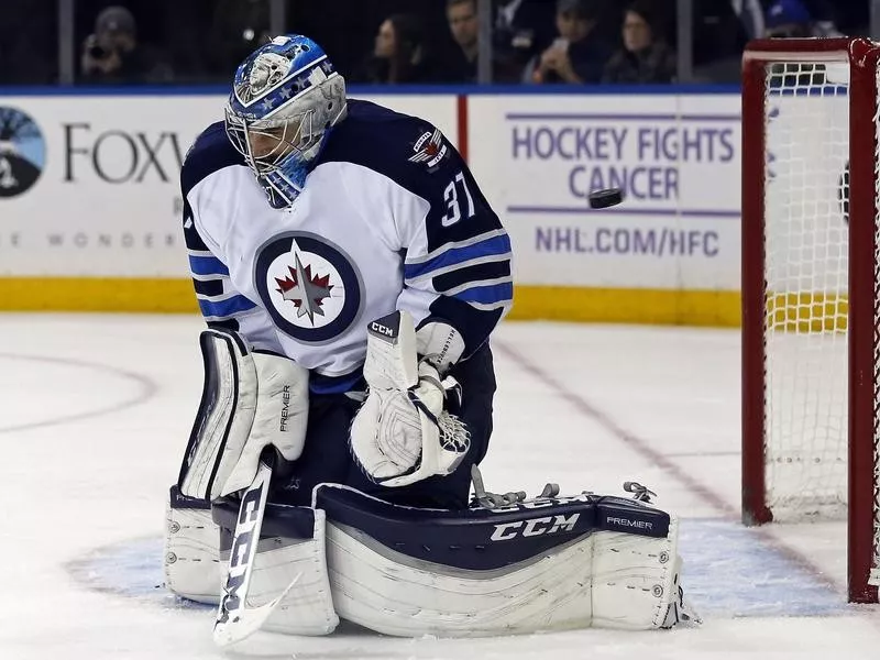 Connor Hellebuyck