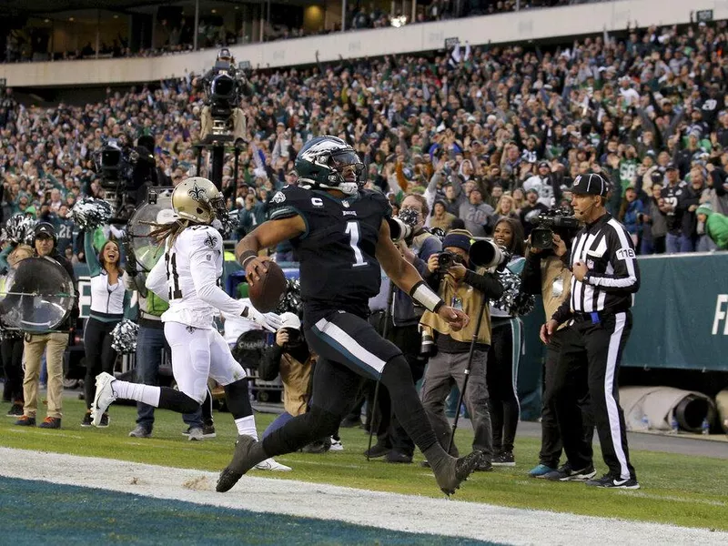 Philadelphia Eagles quarterback Jalen Hurts scores touchdown