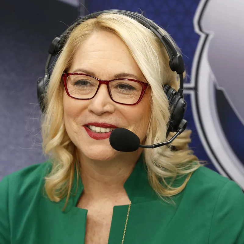 Doris Burke talks