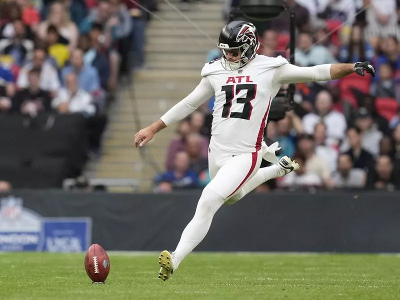 Atlanta Falcons punter Bradley Pinion