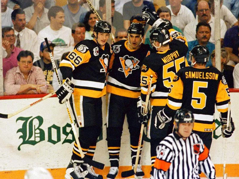 Kevin Stevens, Larry Murphy, Mario Lemieux