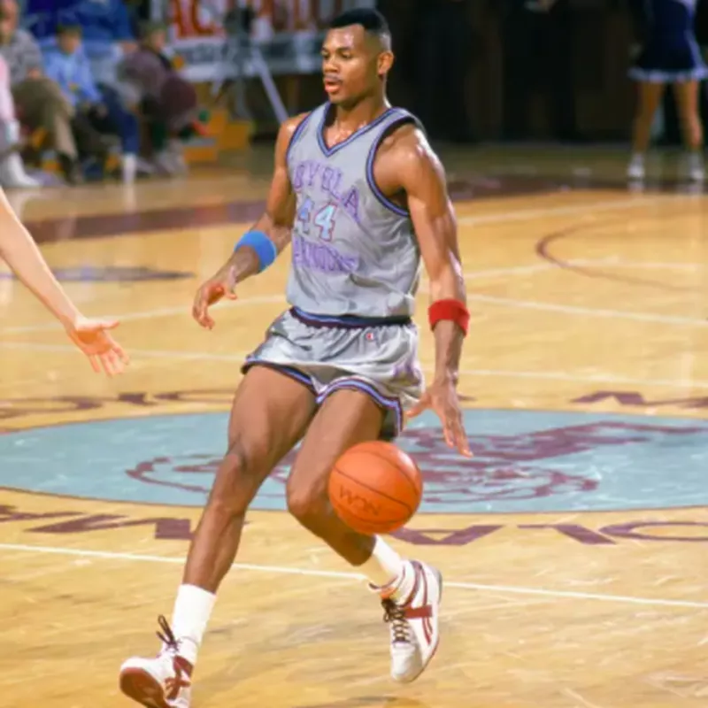 Hank Gathers dribbling