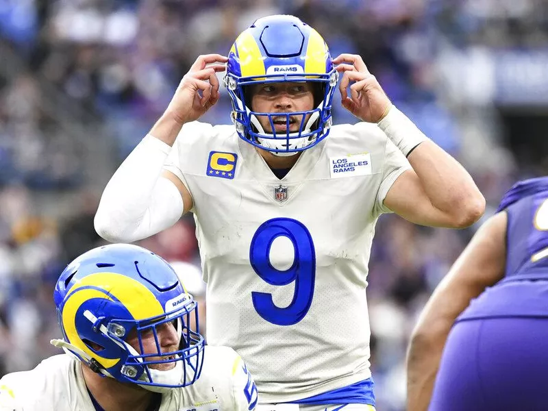 Los Angeles Rams quarterback Matthew Stafford calls play