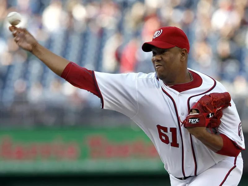 Washington Nationals pitcher Livan Hernandez throws