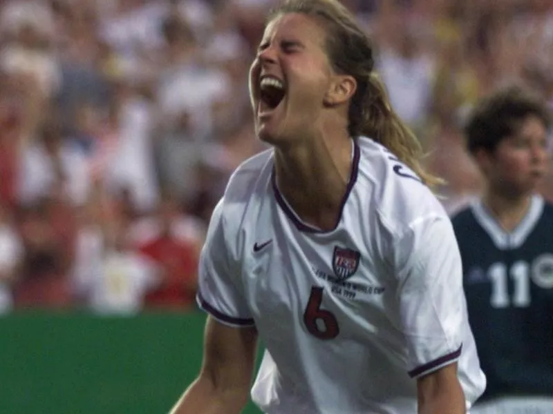 USWNT defender Brandi Chastain