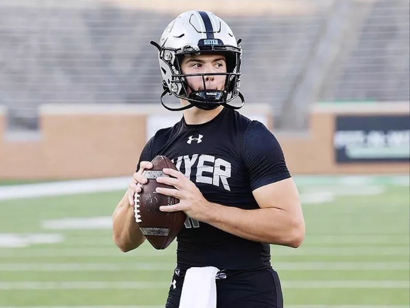 Guyer High quarterback Jackson Arnold