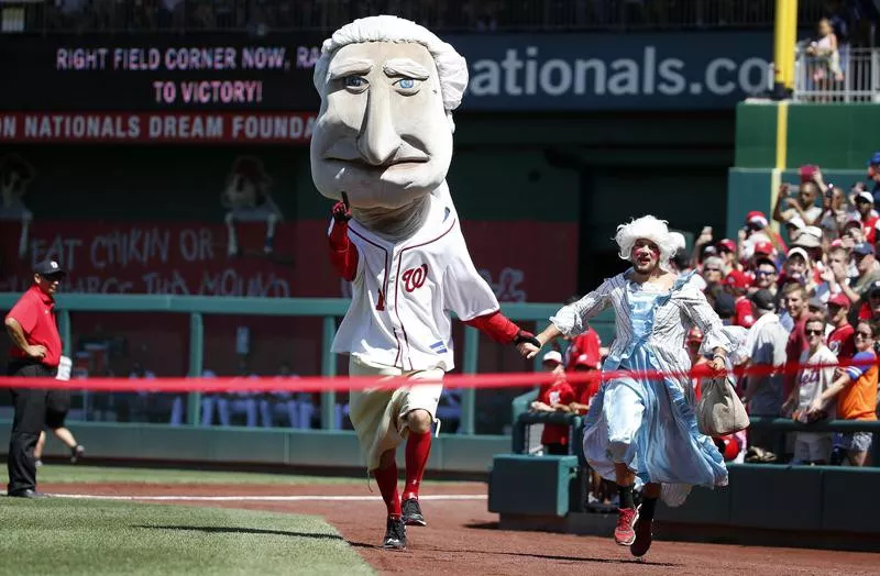 Racing presidents at Nationals Park