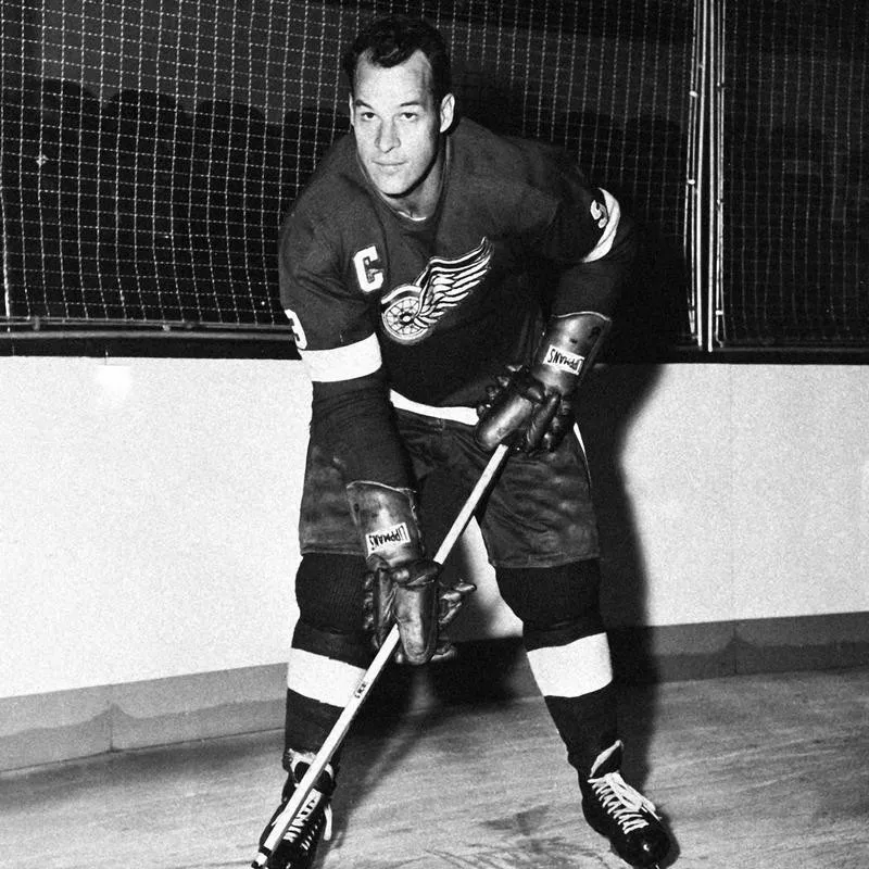 Gordie Howe posing