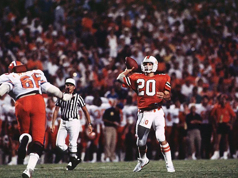 Miami quarterback Bernie Kosar