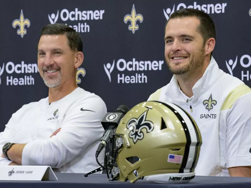 New Orleans Saints quarterback Derek Carr