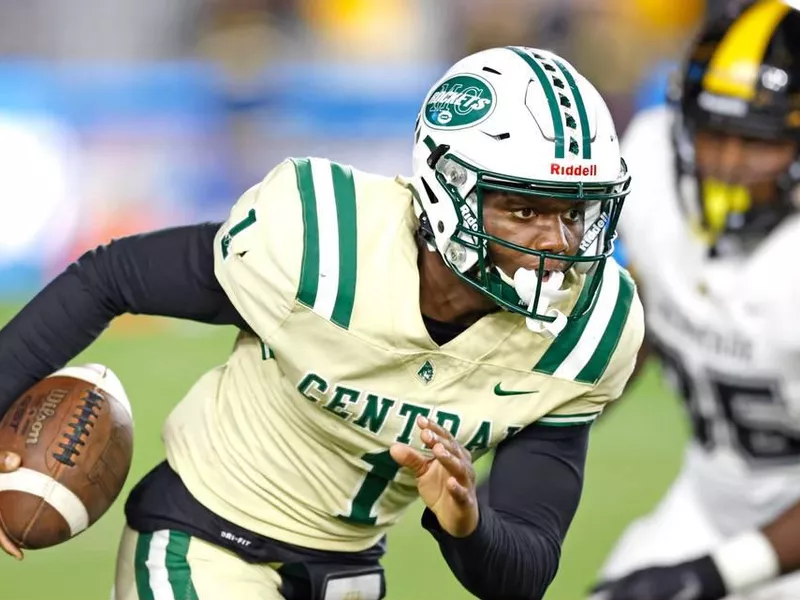 Miami Central quarterback Keyone Jenkins