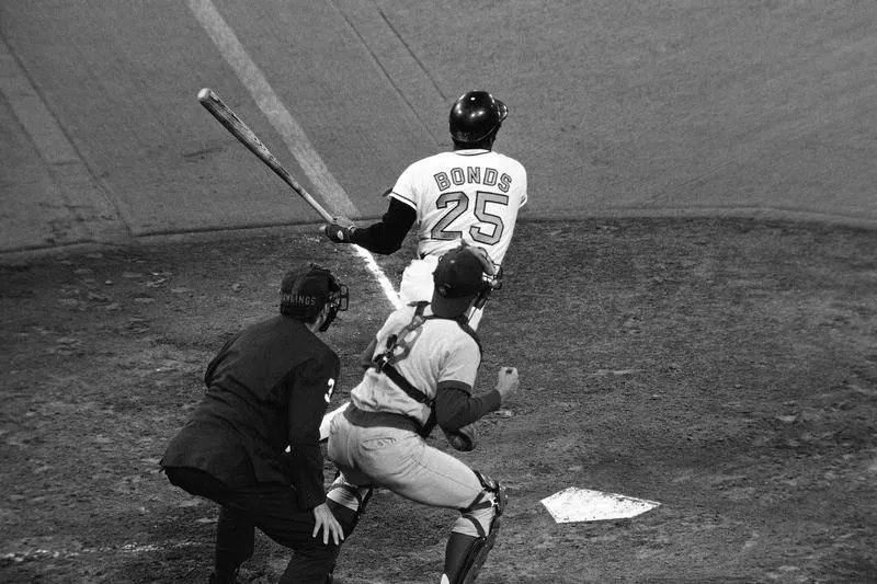 Bobby Bonds hits home run against Chicago Cubs