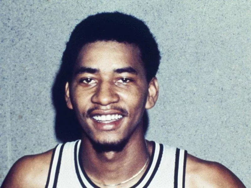 San Antonio Spurs guard George Gervin