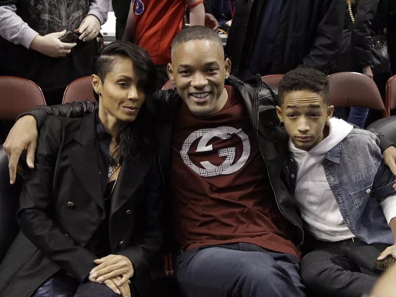 Jada Pinkett Smith, Will Smith, Jaden Smith watching 76ers