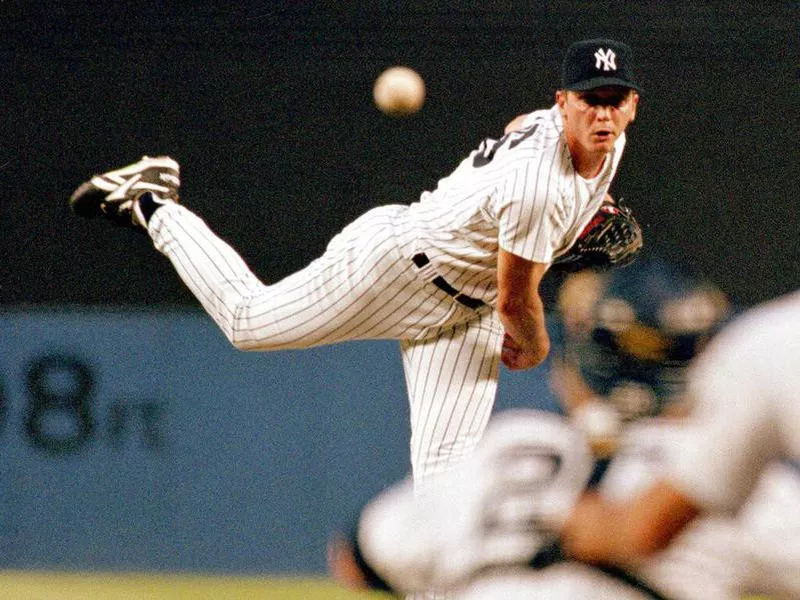 New York Yankees pitcher David Cone throws