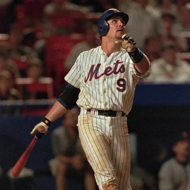 Todd Hundley hits game tying home run against San Diego Padres