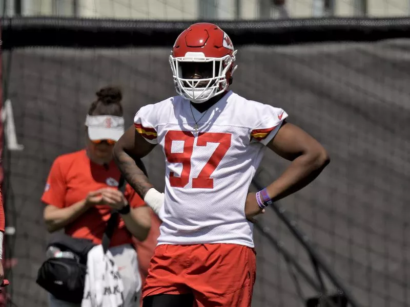 Kansas City Chiefs defensive end Felix Anudike-Uzomah