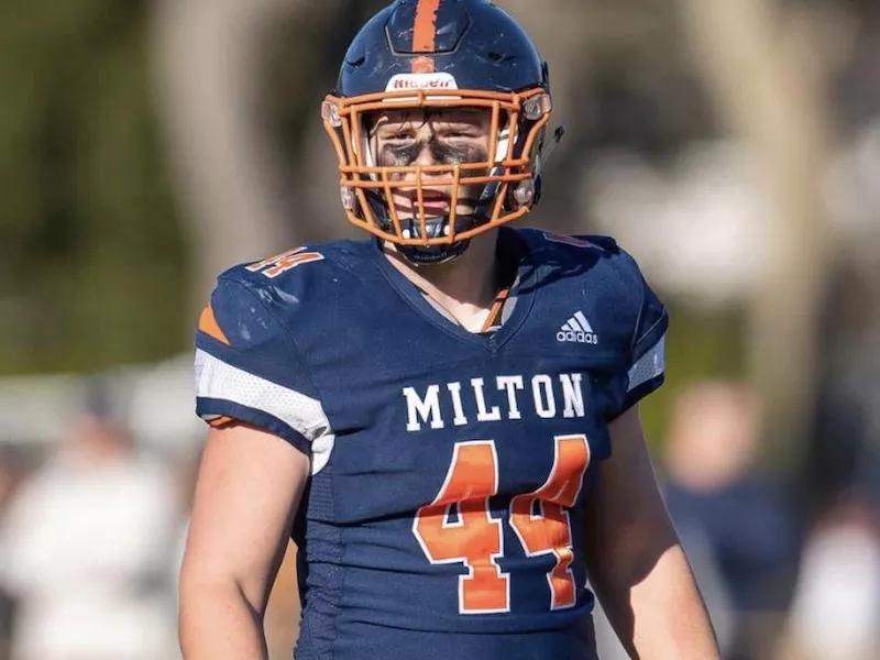 Milton Academy LB Owen Howlett