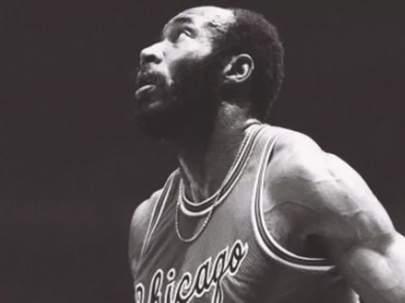 Nate Thurmond looks out