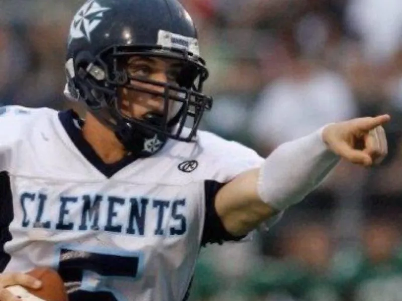 Bakersfield Christian quarterback Derek Carr