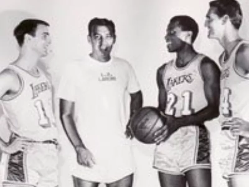 Gail Goodrich and Jerry West posing