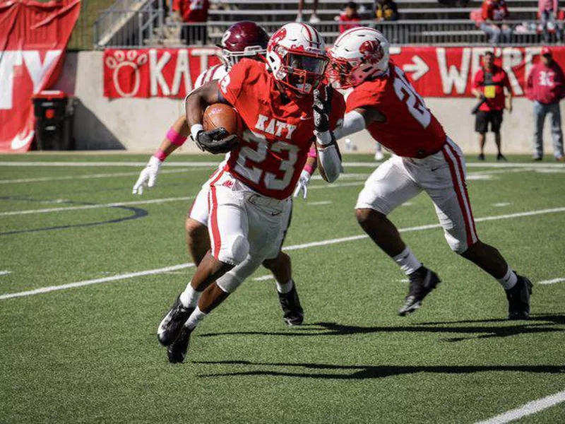 Katy High running back Seth Davis