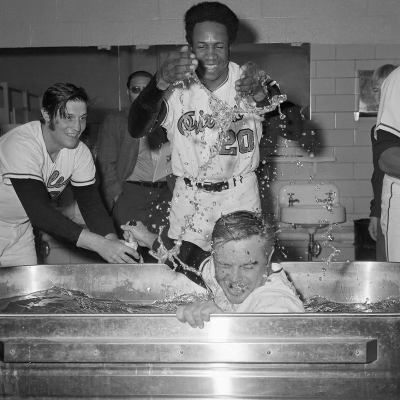 Earl Weaver gets celebratory dunking