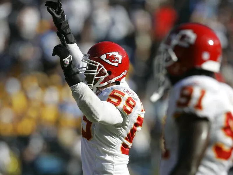 Kansas City Chiefs linebacker Donnie Edwards