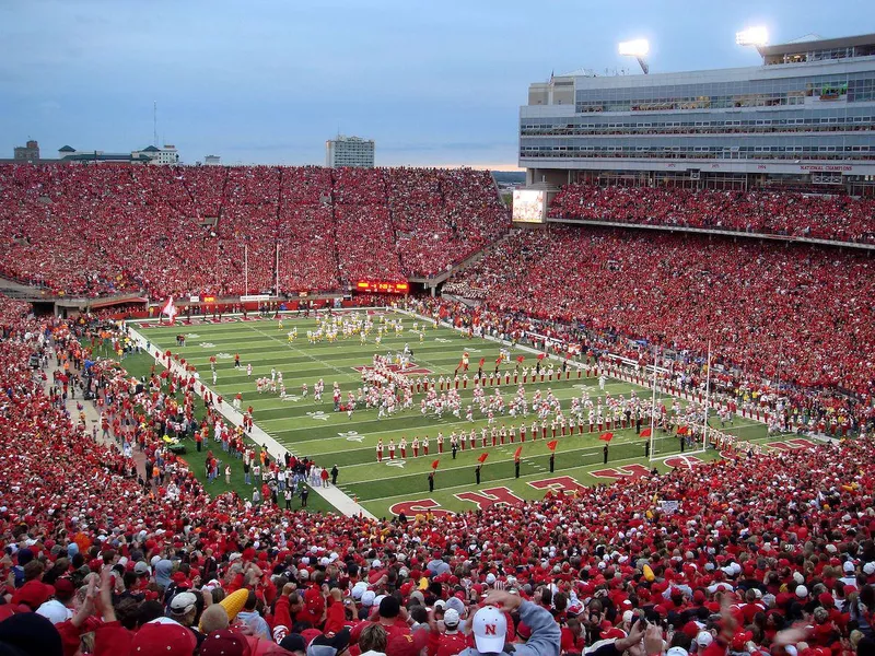 Fans pack Lincoln Memorial Stadium