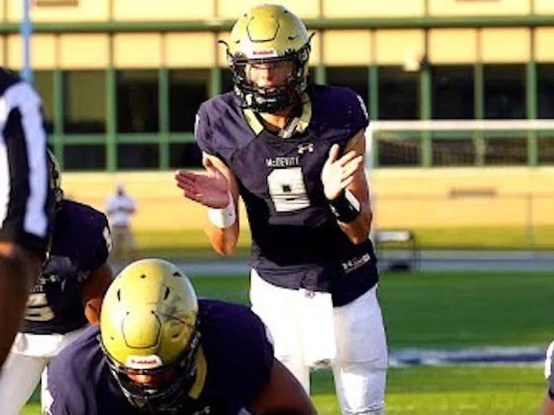 Bishop McDevitt QB Stone Saunders