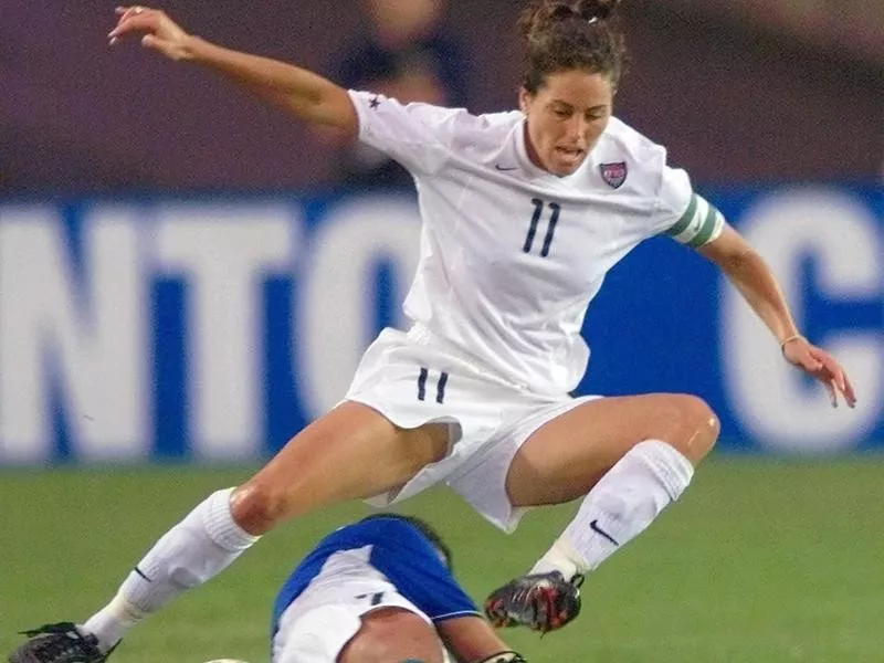 USWNT midfielder Julie Foudy