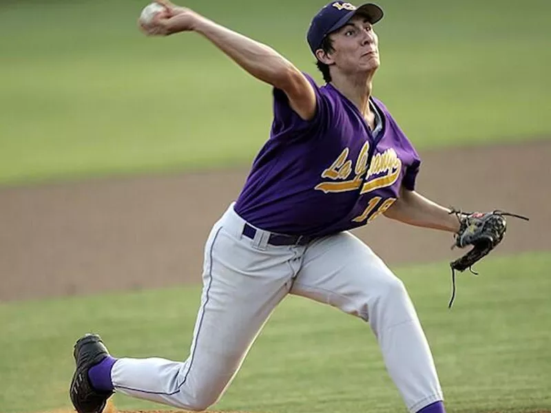 La Grange High right-handed pitcher Homer Bailey