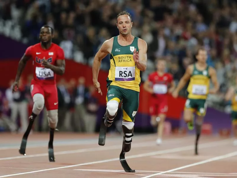 Oscar Pistorius competes