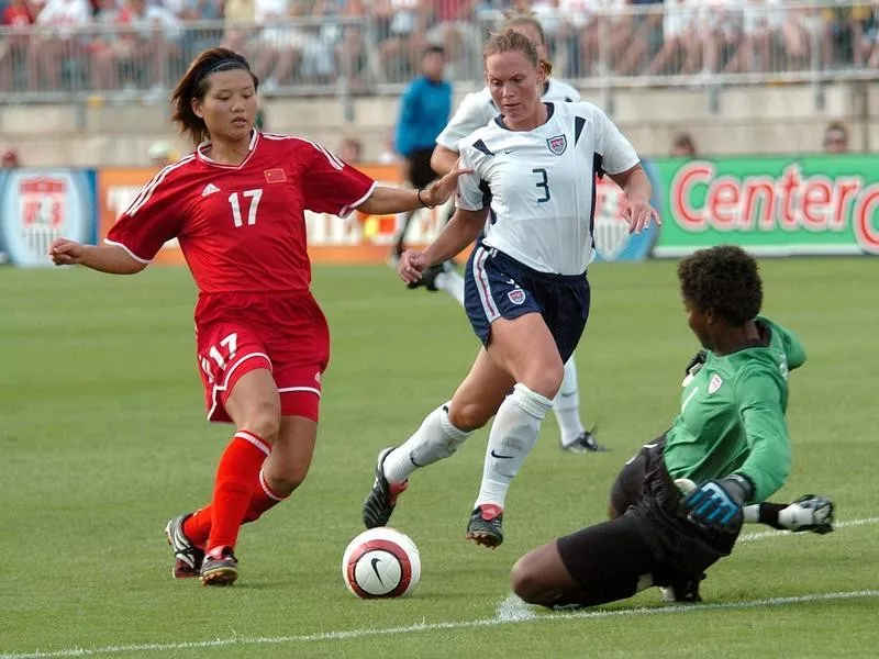 USWNT defender Christie Pearce