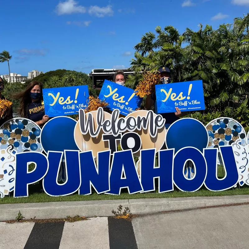 Punahou Buffanblu