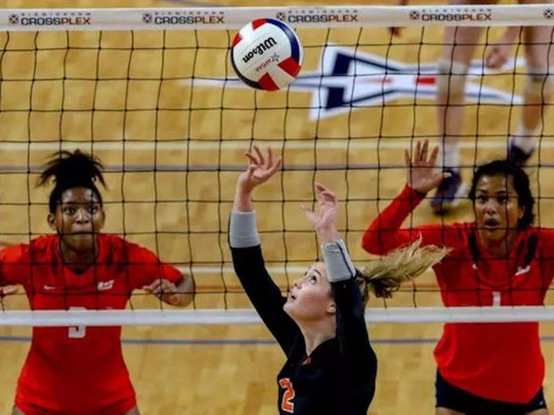 McGill-Toolen Catholic High Volleyball