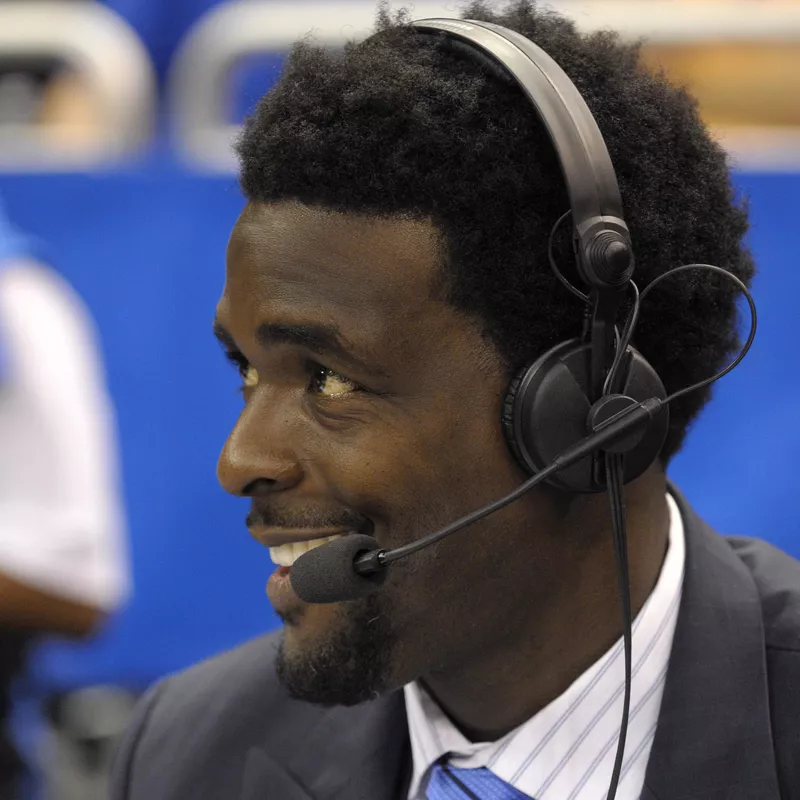 Chris Webber works as analyst on sideline