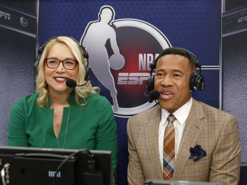 Doris Burke and Mark Jones talking