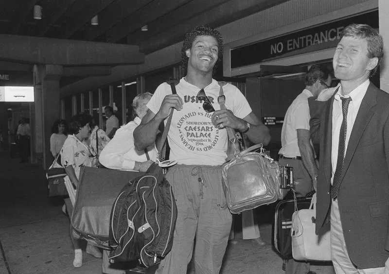 Randall Cunningham with his agent Jim Steiner in 1985