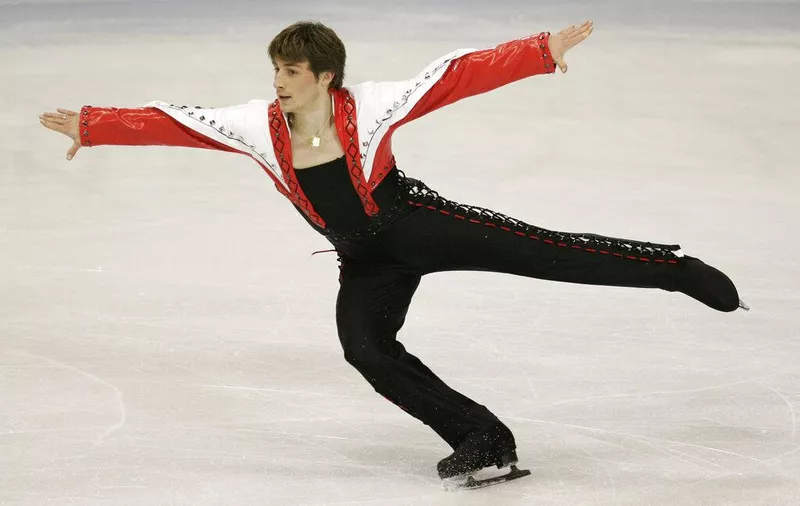 Brian Joubert performing