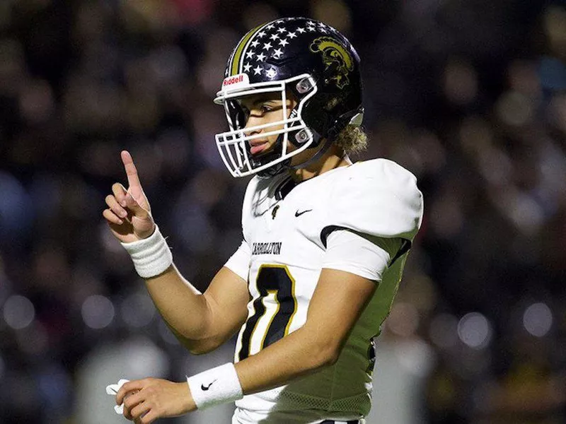 Carrollton quarterback Julian Lewis